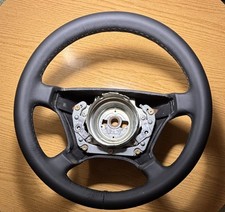 Volante volante in pelle