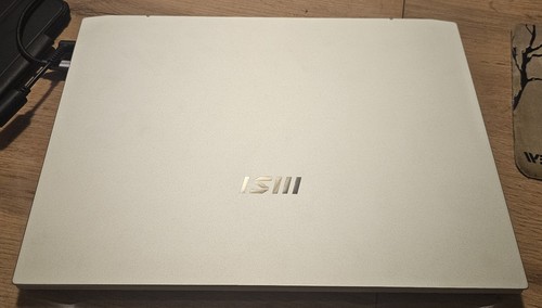 Msi prestige studio - msi,
