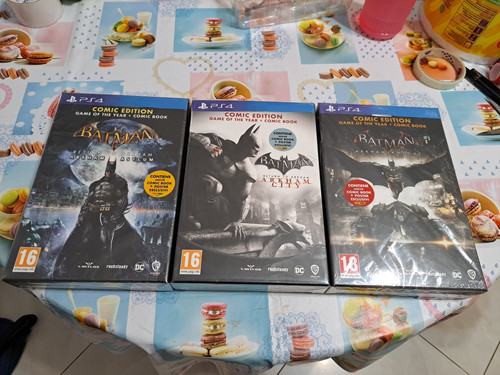 Batman arkham series comix - series,