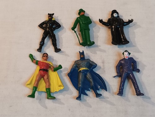 Batman catwoman robin joker - batman,
