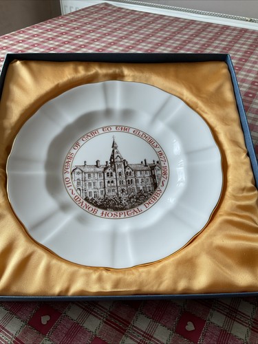 Royal crown derby - royal,