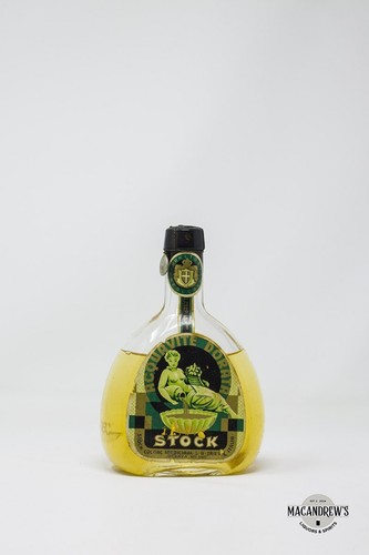 Acquavite dorata stock - acquavite, con