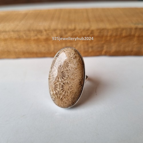 Anello unico con pietre