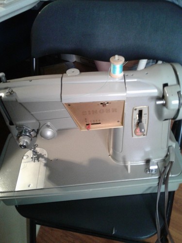 Macchina cucire vintage - da,