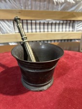 MORTAIO IN BRONZO CON PESTELLO