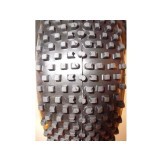 Coppia gomme incollate - coppia, su