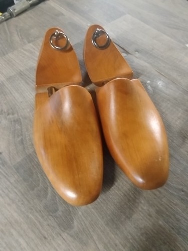 Alberi per scarpe - , edward