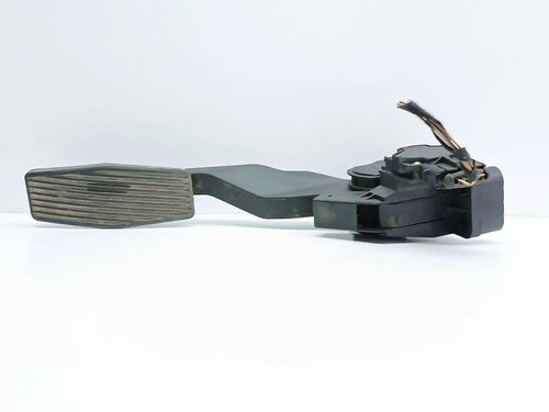 Opel zafira f75 acceleratore - a,