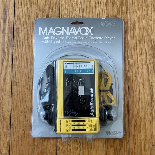 Lettore cassette giallo stereo