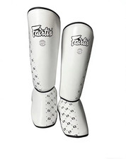Fairtex Muay Thai parastinchi