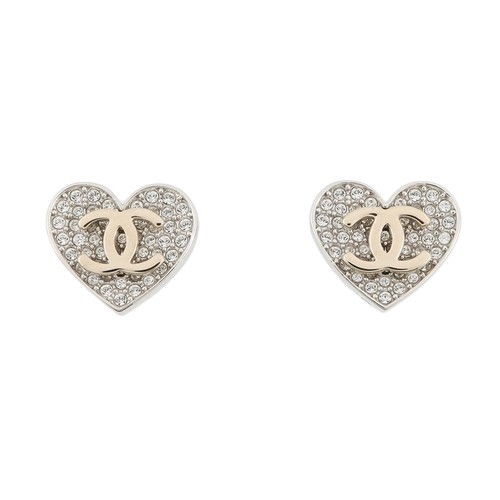Chanel logo heart earrings - chanel,
