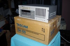 Tascam DA88 confezione