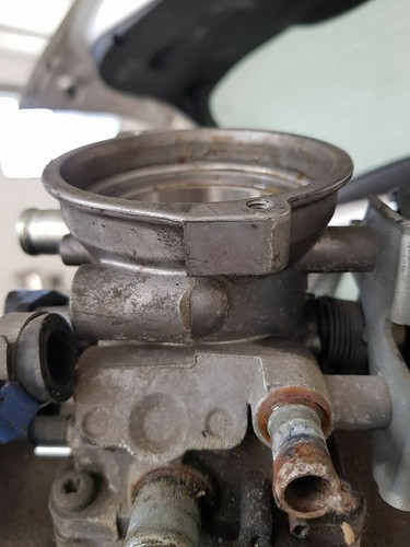 Corpo farfallato saab 900 - corpo,