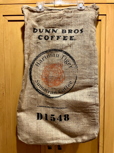 Dunn bros caffè - caffè, burlap