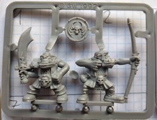 BRETONNIA ARCHERS ARCIERI CITADEL WARHAMMER ORK ORCHI GAMES WORKSHOP 1992 1