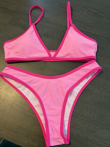 Set bikini due pezzi rosa