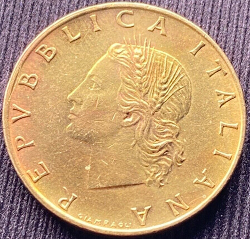 Moneta italia lire - lire,, 1982