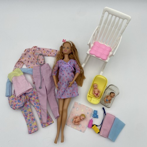 Barbie famiglia felice incinta - felice,