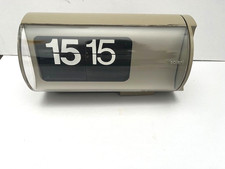 Solari C & Udine; Cifra 3 Synchron; Orologio digitale a ribalta con numero di serie: Taupe