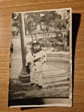 20022 a. Fotografia Cartolina bambino vestito da Pierrott aa 50 italia 13,5x9