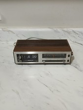 Radio Vintage Flip Clock -
