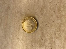 Rara moneta da 1 euro francese del 1999 in buone condizioni. 