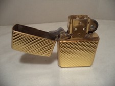 ZIPPO LIGHTER  VINTAGE BRASS SERIE PRESTIGE 557 FIFTH AVENUE NEW nuovo