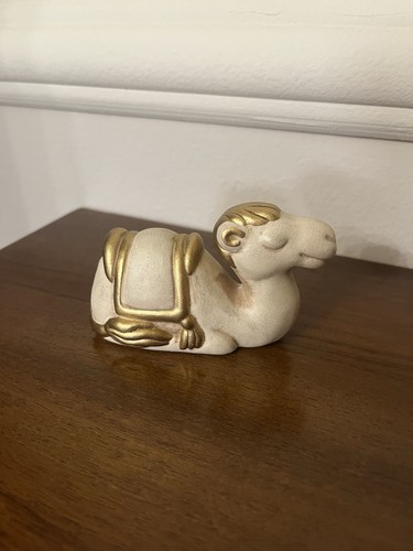 Thun cammello sdraiato presepe - cammello,