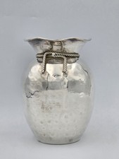 Vaso in metallo argentato