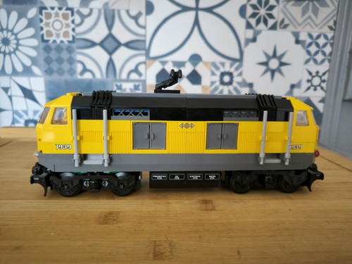 Lego locomotive 7939 9v - lego,