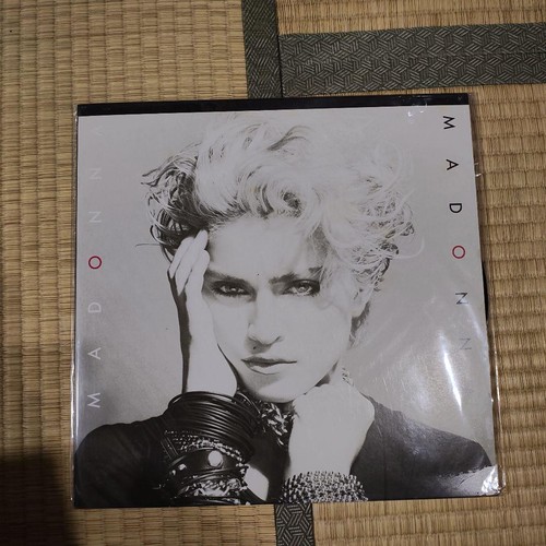Excellent condition madonna - [excellent, condition]madonna