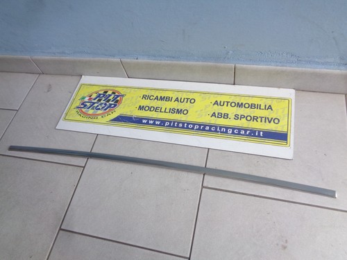 Modanatura cofano posteriore - modanatura,