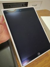 Apple iPad Air (3a generazione) 64GB, Wi-Fi, 10.5in - Grigio siderale