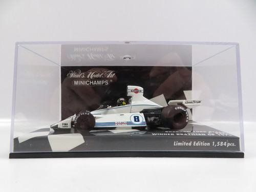 Minichamps 400750008 - 1:43,