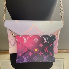 Louis Vuitton Pochette