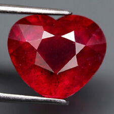 STUPENDO RUBINO NATURALE TAGLIO CUORE 6,57 CARATI