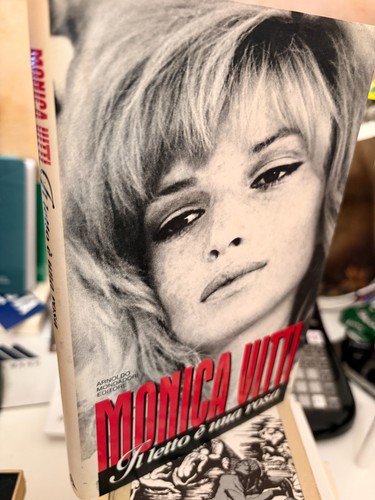 Monica vitti letto è una - vitti,