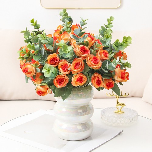 Elegante composizione rosa