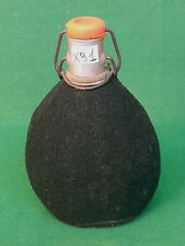 VECCHIA BORRACCIA CAMP DEGLI ANNI 50 IN ALLUMINIO RIVESTITO. N° X91.