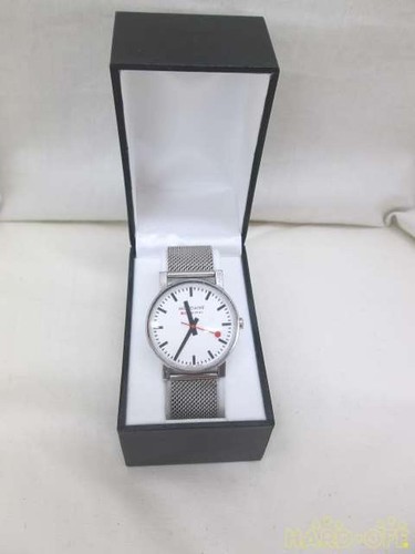 Mondaine orologio al quarzo - -,