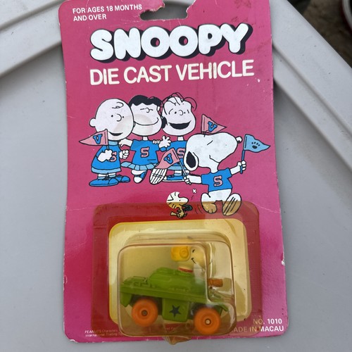 Vintage peanuts snoopy mini - vintage,