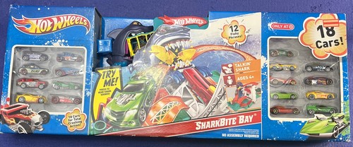 Hot wheels shark bite bay - bay, play