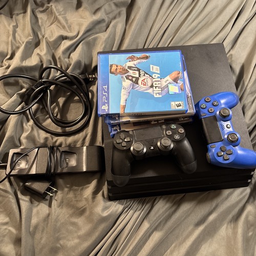 Pacchetto console sony ps4 pro - pacchetto,