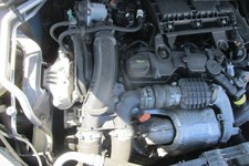 Vendo tappo olio originale PEUGEOT 3008 GT 1.6 DIESEL 2017