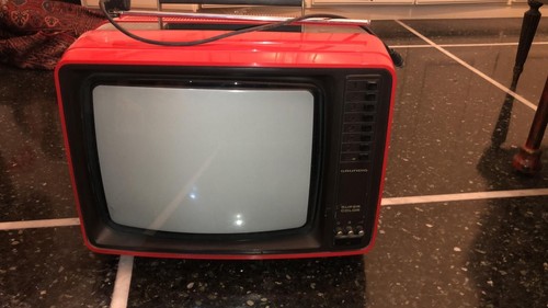 Grundig anni colori non - colori,