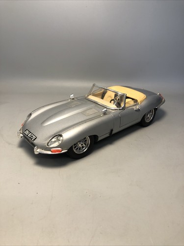 Bburago 3016 jaguar type - 3016, e-type