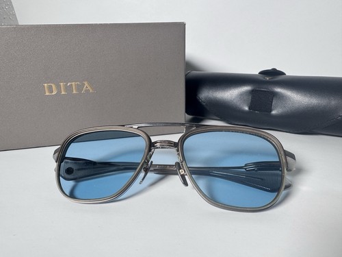 Dita rikton type - type,