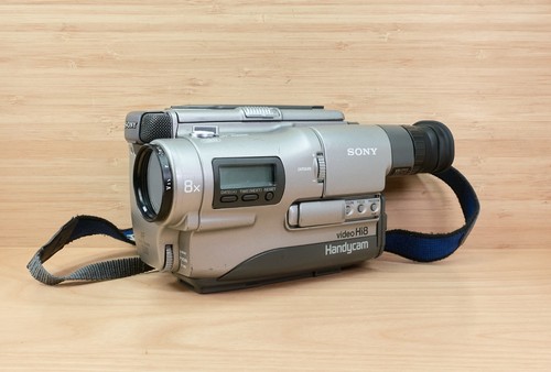 Sony ccd tr200 handycam - sony, ccd-tr200