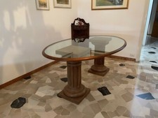 Tavolo in cristallo con cornice in noce massello