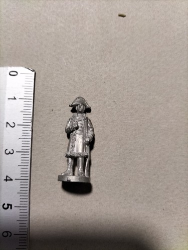 Figurine metal magazine vae - magazine,